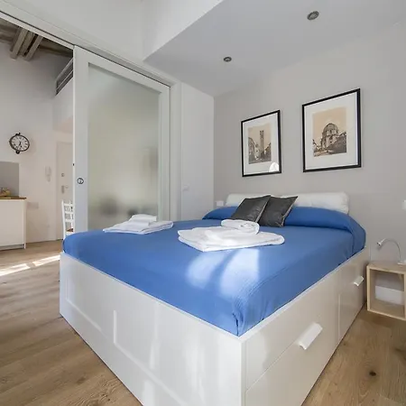 Station Lovely شقة *